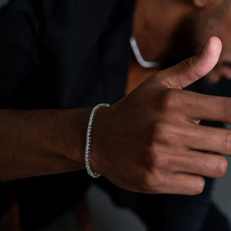 WHITE BRACELET | VINTAGE LONDON™