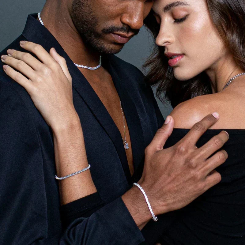 WHITE BRACELET | VINTAGE LONDON™